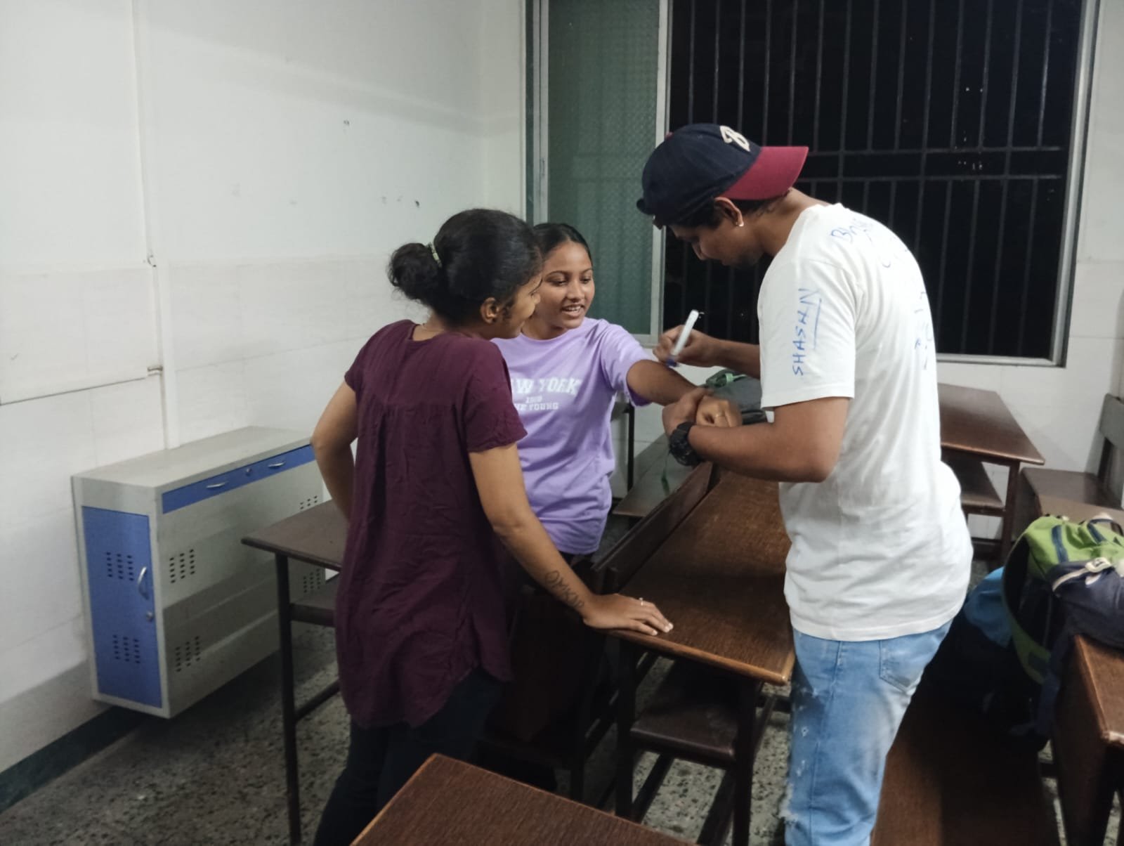 Chembur Karnataka Night College Sharing and Caring